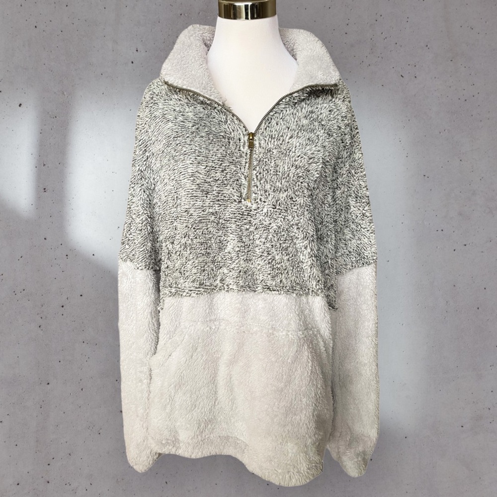 'Block Party' Two Toned Sherpa Pullover - Grey